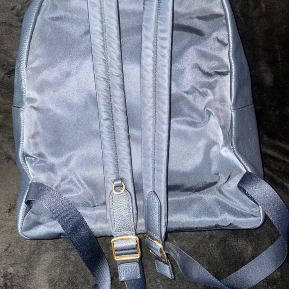 COACH **AUTHENTIC** Charlie Navy Medium Backpack - Picture 2 of 8